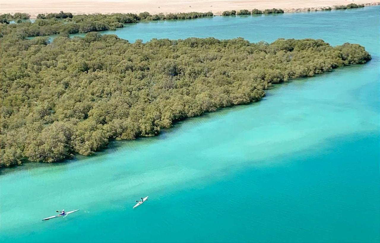 Abu Dhabi Cozy Mangrove View, Seaview 1 Bedroom 1 Partition Apartment Not Hotel Екстериор снимка