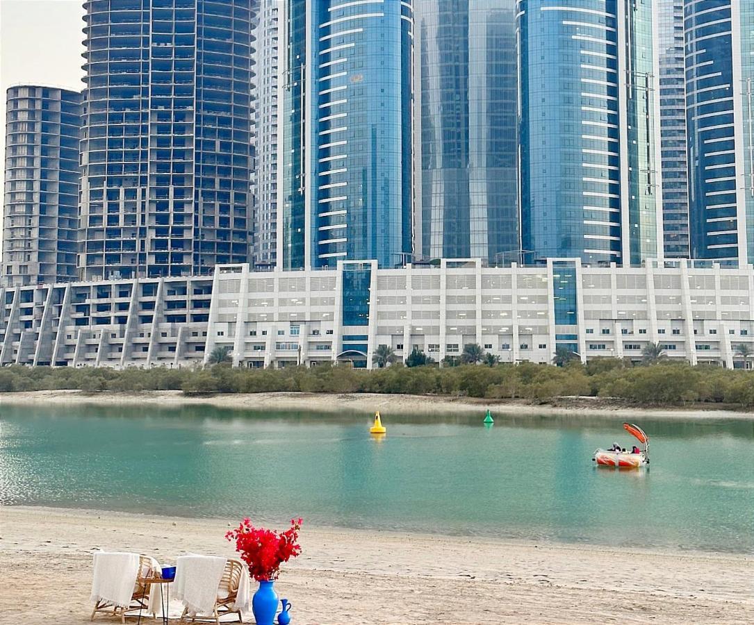 Abu Dhabi Cozy Mangrove View, Seaview 1 Bedroom 1 Partition Apartment Not Hotel Екстериор снимка